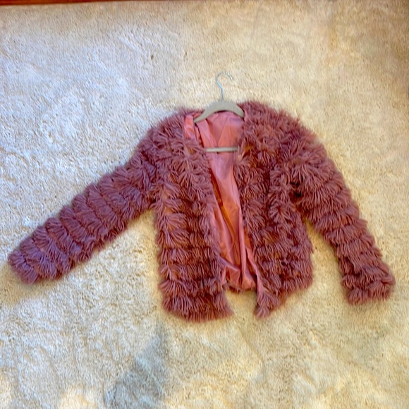 NWOT NEVER WORN - Picture 2 of 4